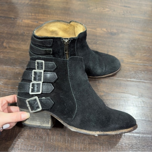 H by Hudson Encke Black Suede Ankle Booties Size‎ EU 39 Women - Picture 4 of 14
